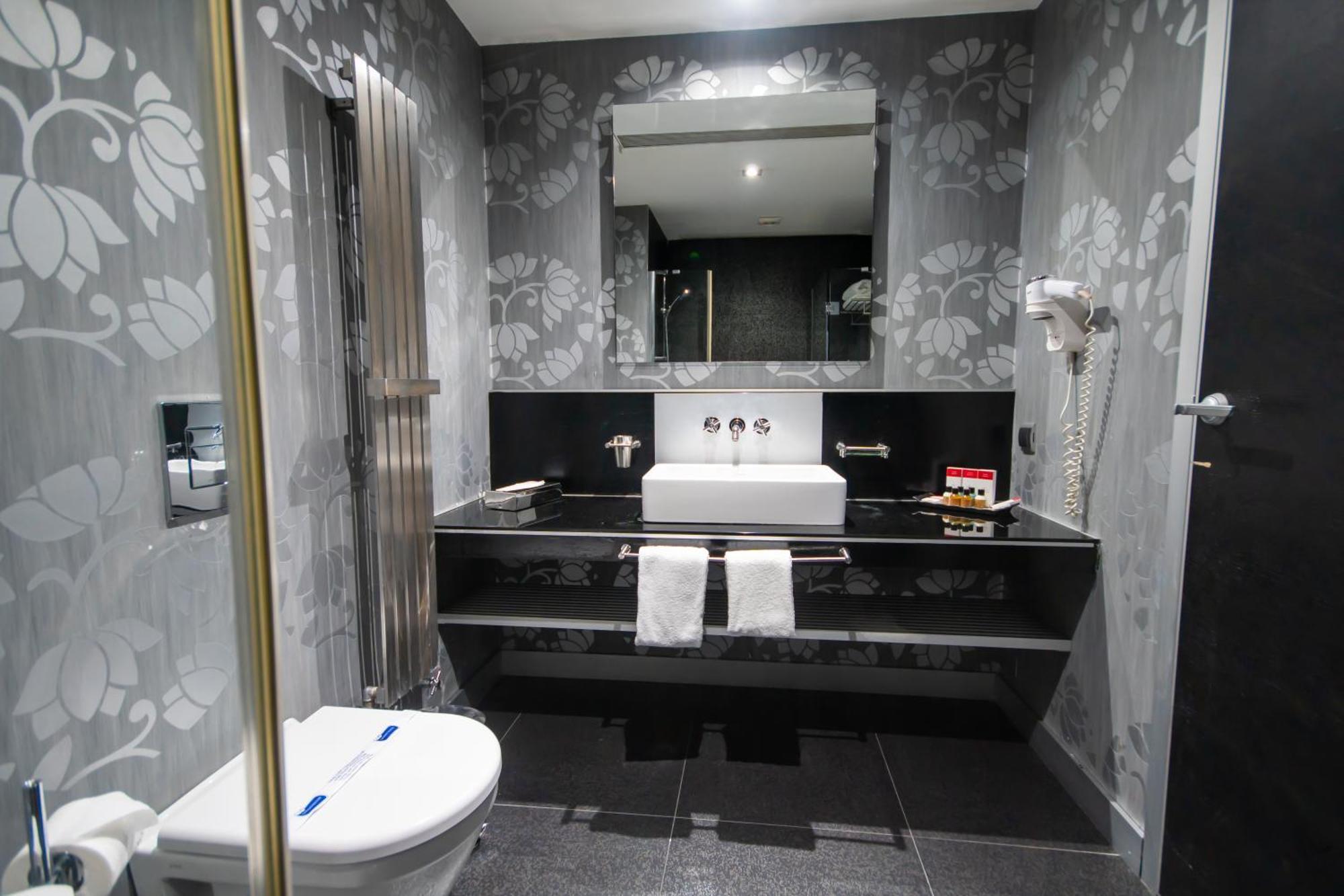 Vernazza Suites Istambul Exterior foto